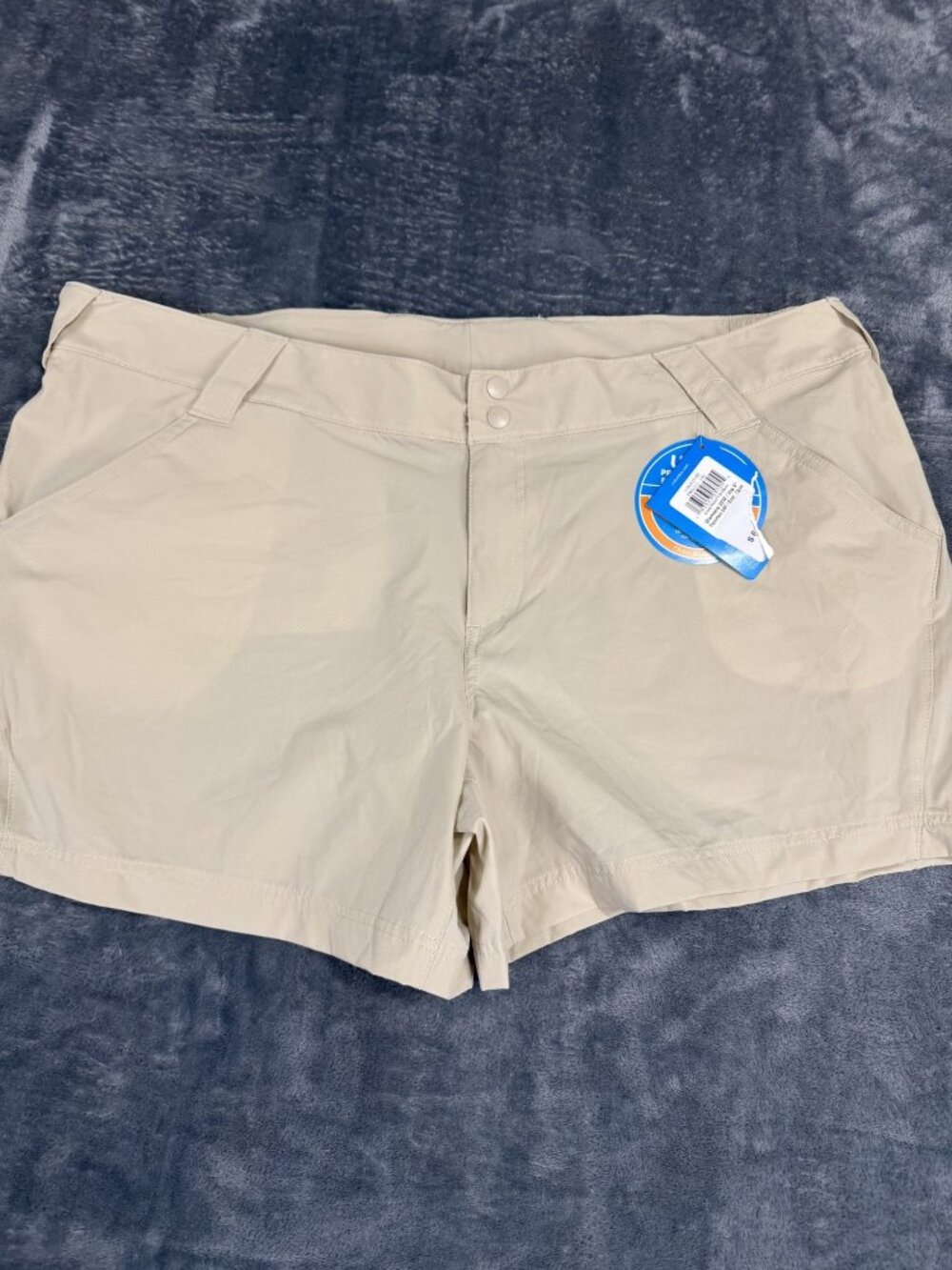 Columbia PFG Womens Beige Khaki Shorts NWT Size 22W